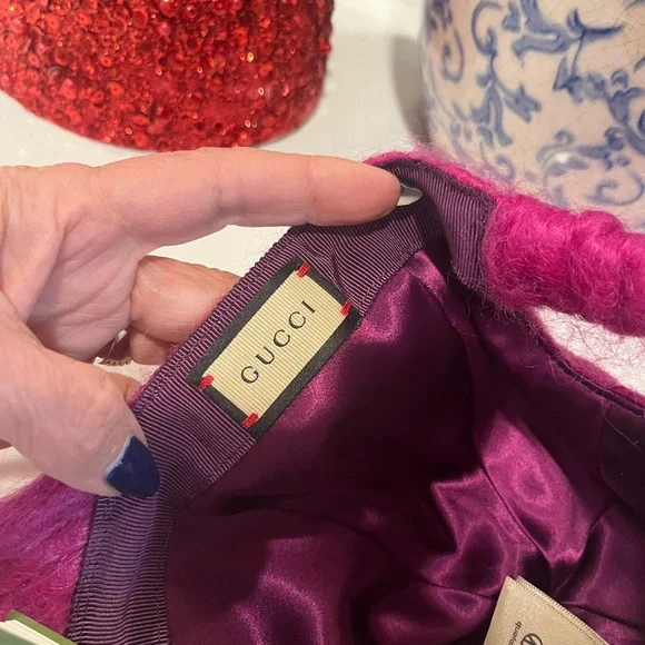 NWT Gucci mohair hot pink cap - Picture 2 of 4